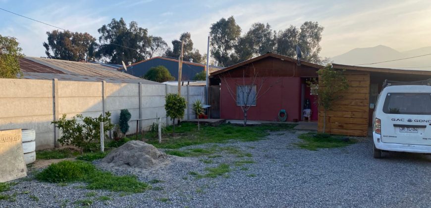 Hermosa Casa con amplio terreno en Las Higueras Lampa