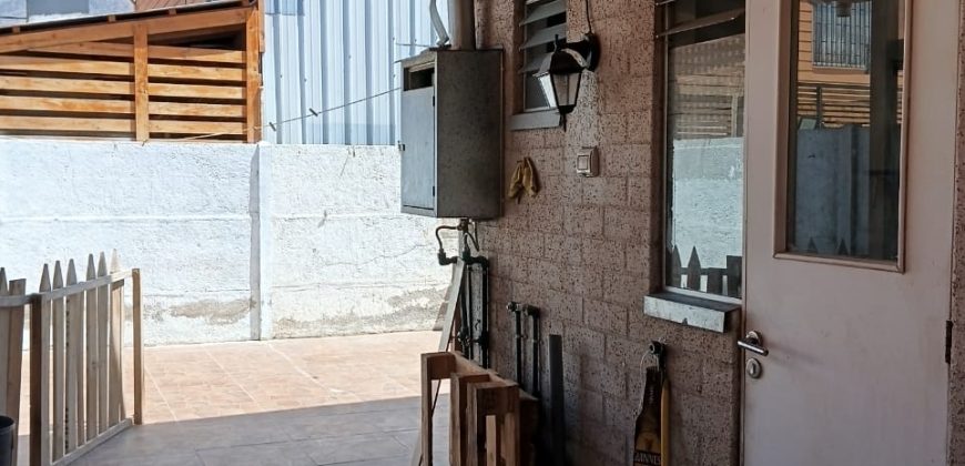 ARRIENDO CASA EN BUEN ESTADO, PASAJE SIERRA LAMPA